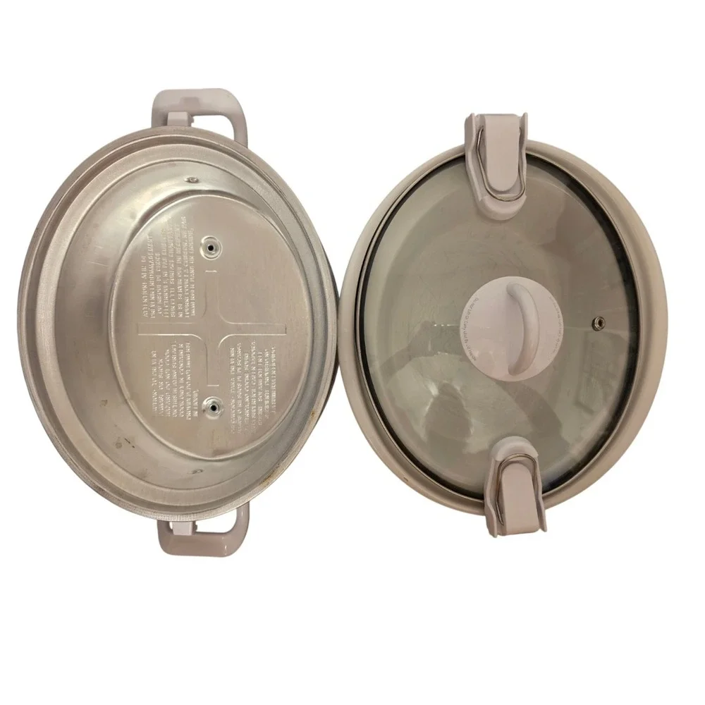 Used Crockpot 2.5-Quart Casserole Crock Slow Cooker, White/Navy SCCPCCM250